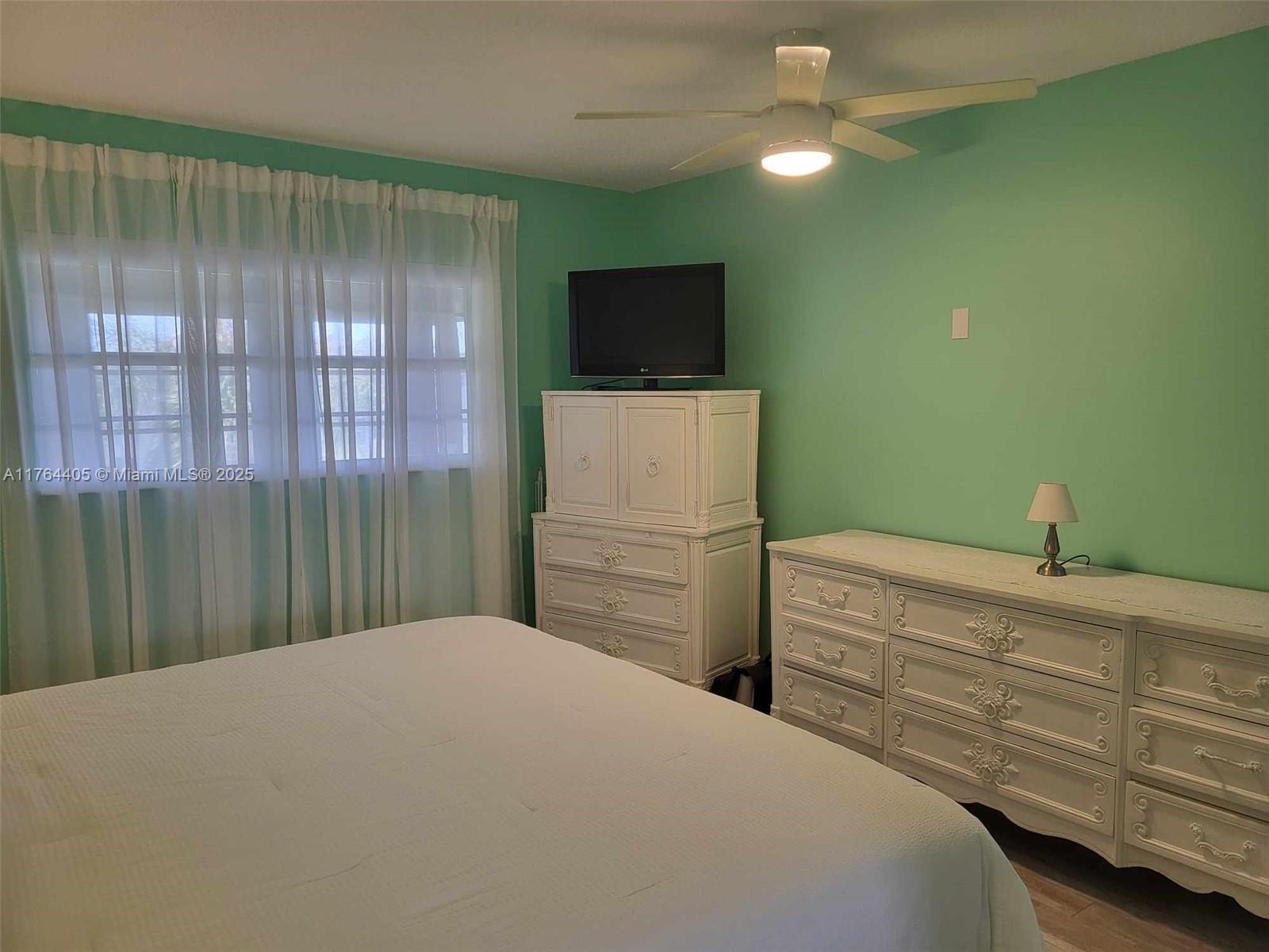 4701 NW 34th St #611, Lauderdale Lakes, Florida image 8