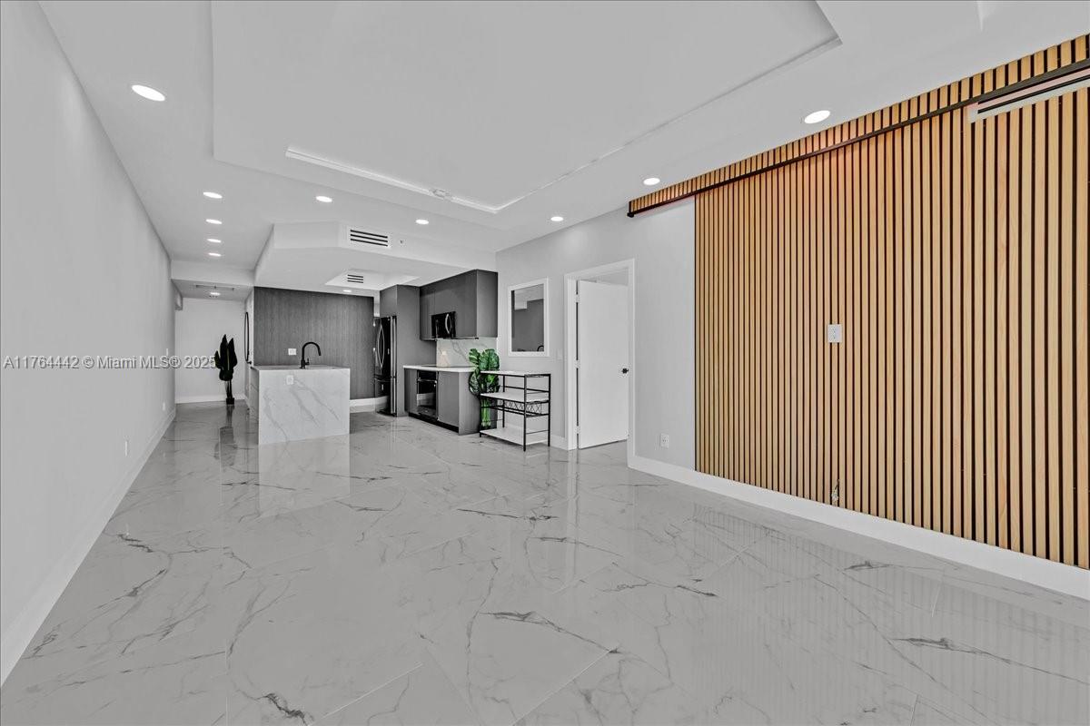 888 Biscayne Blvd #3504, Miami FL 33132