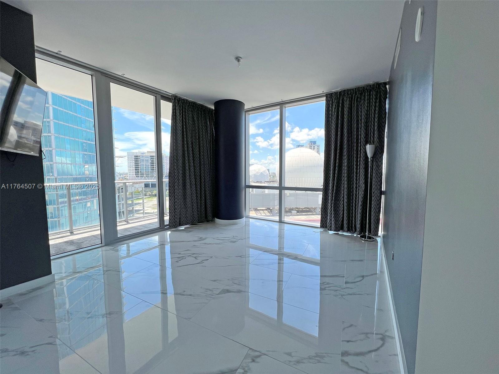 851 NE 1st Ave #1112, Miami FL 33132