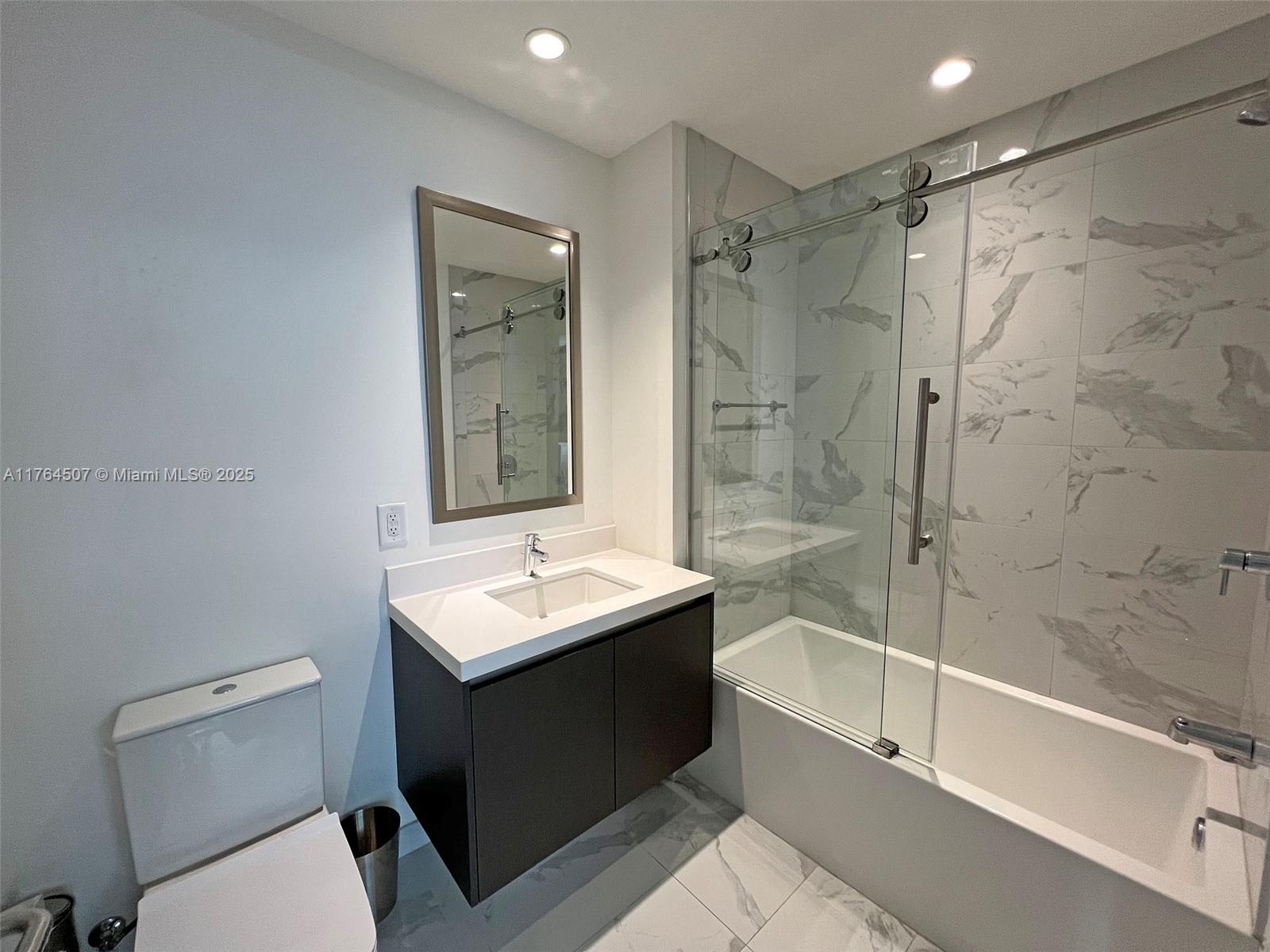 851 NE 1st Ave #1112, Miami FL 33132