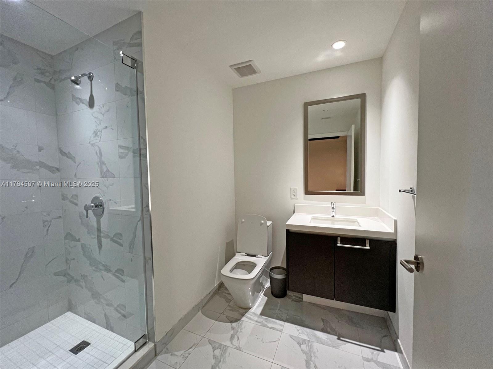 851 NE 1st Ave #1112, Miami FL 33132