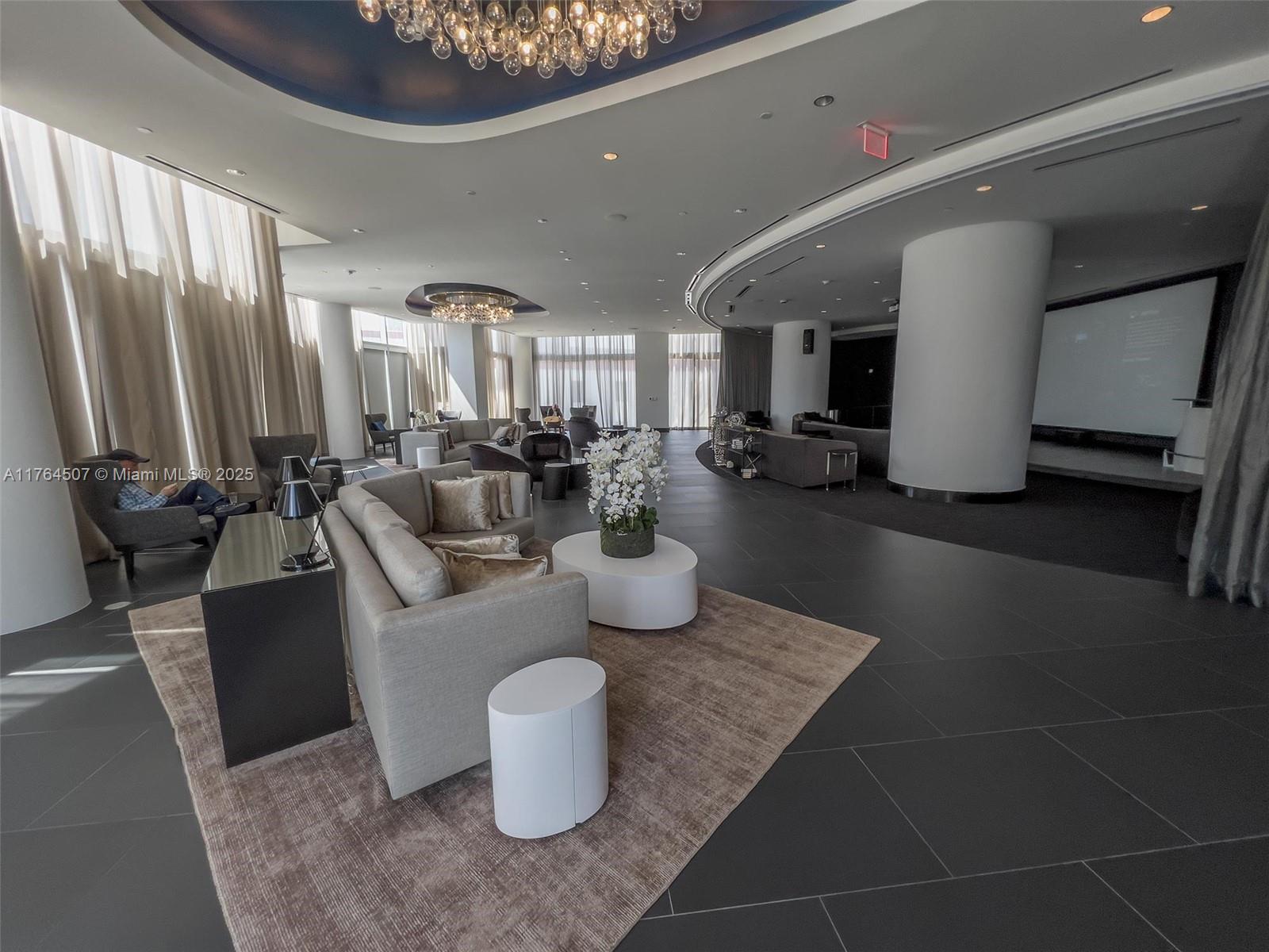 851 NE 1st Ave #1112, Miami FL 33132