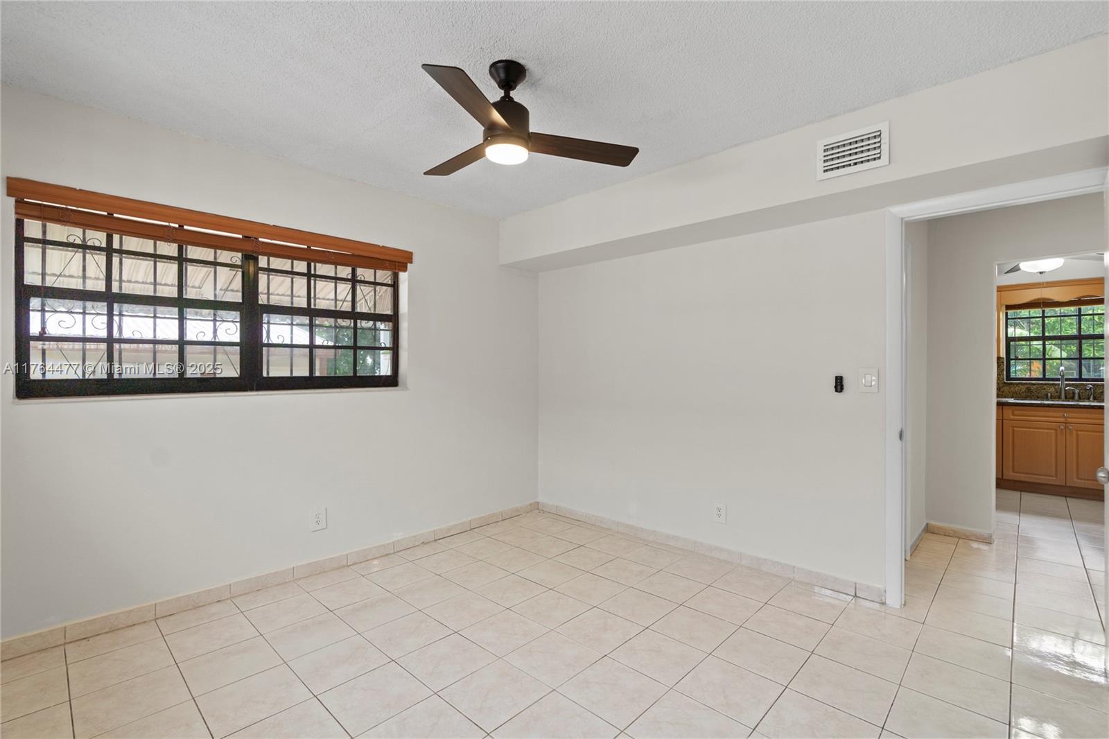 270 W 15th St, Hialeah, Florida image 20