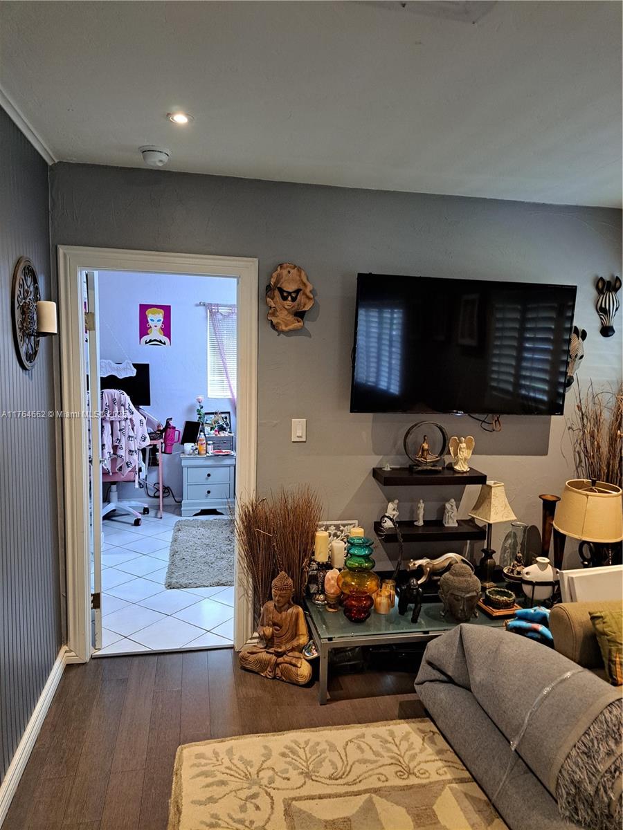 911 W Country Club Cir, Plantation, Florida image 17