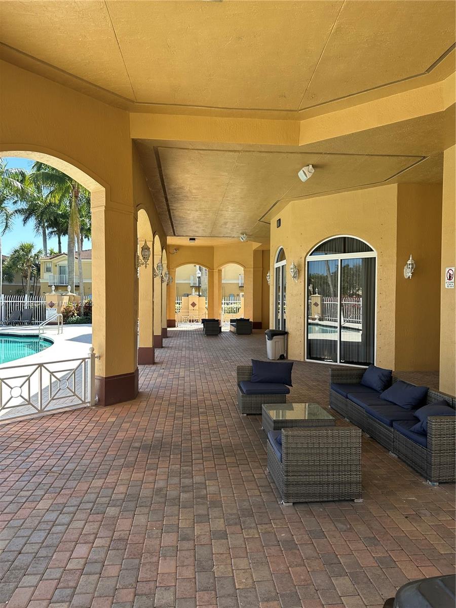 Residential, Miramar, Florida image 20