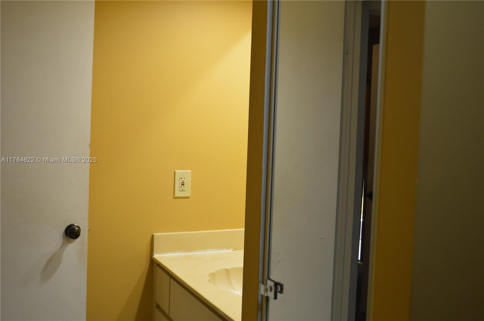 2546 SW 15th St #2546, Deerfield Beach, Florida image 15