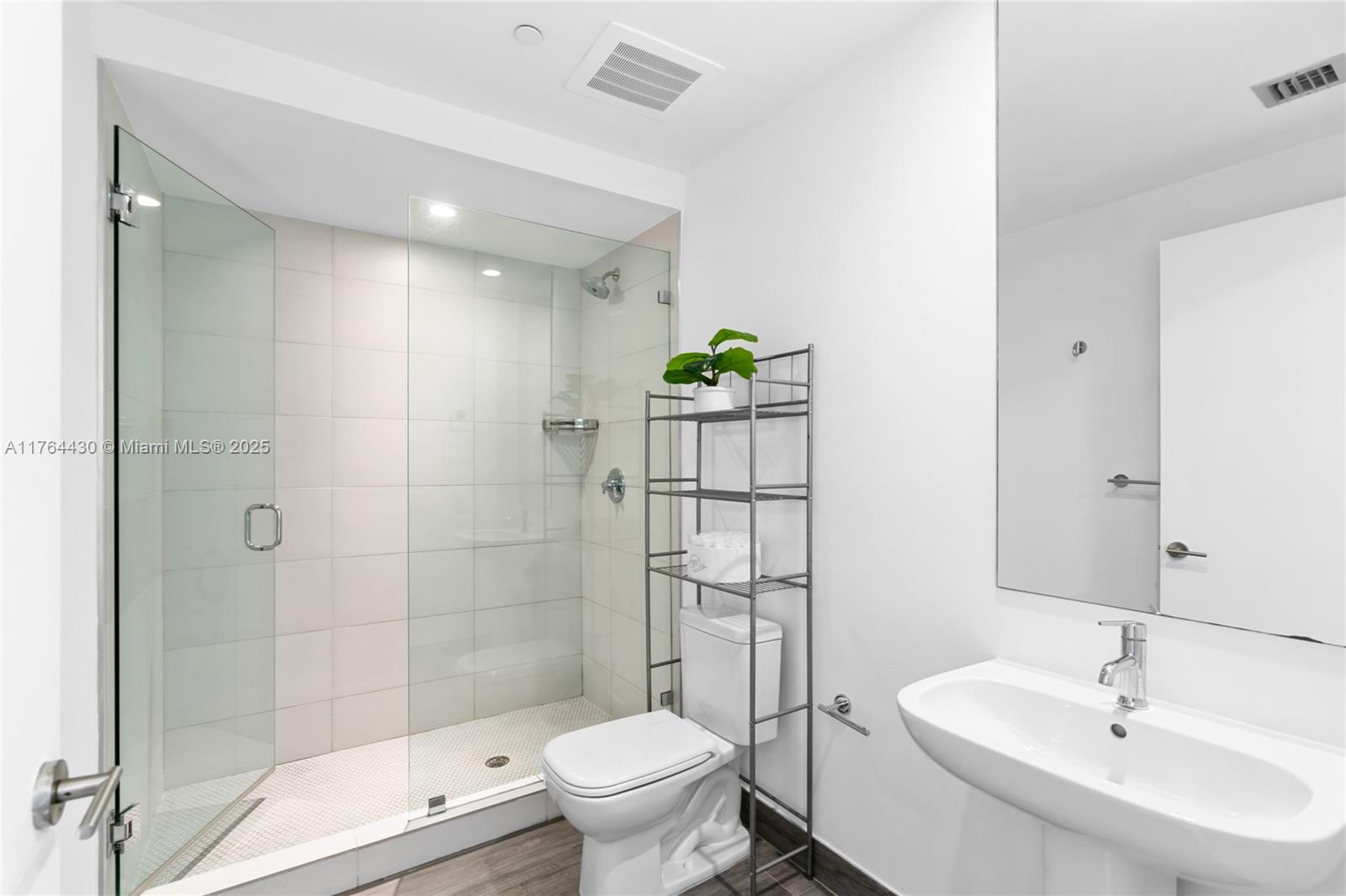 2900 NE 7th Ave #1003, Miami FL 33137