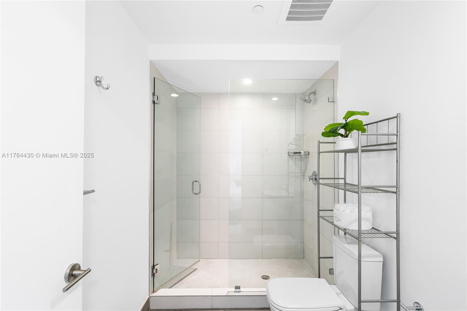 2900 NE 7th Ave #1003, Miami FL 33137