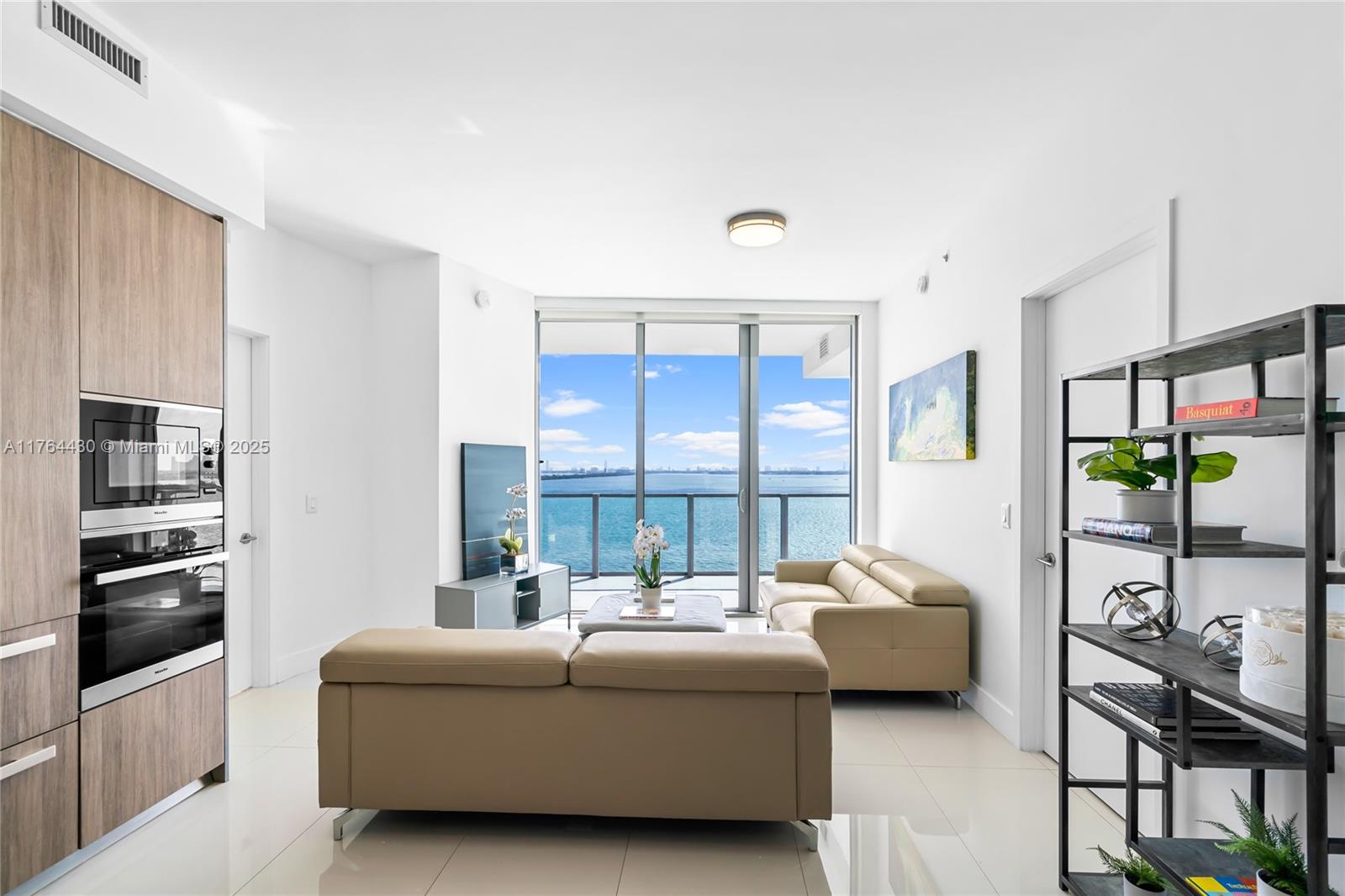 2900 NE 7th Ave #1003, Miami FL 33137