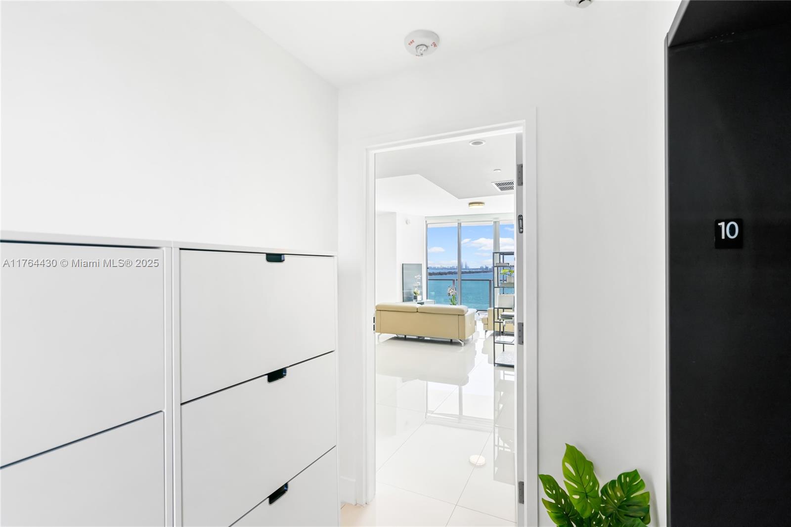 2900 NE 7th Ave #1003, Miami FL 33137