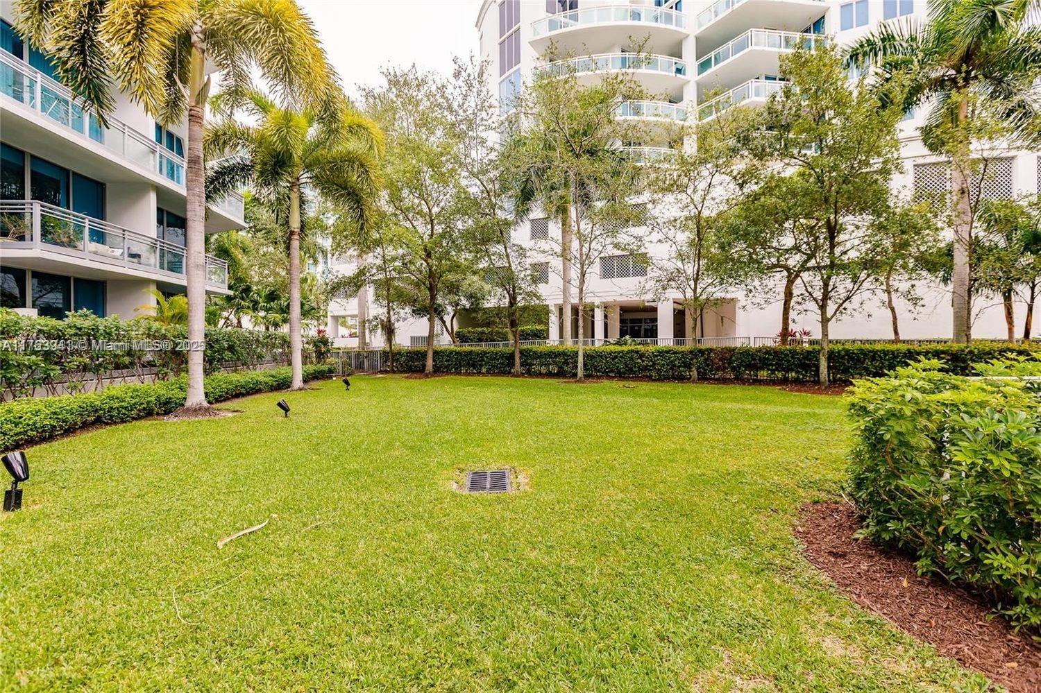 2950 NE 188th St #150, Aventura FL 33180