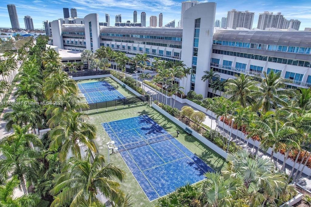 2950 NE 188th St #150, Aventura FL 33180