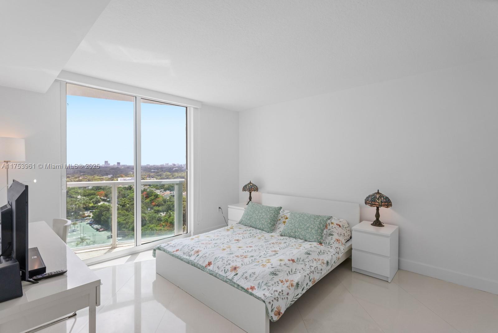 2101 BRICKELL AV #1411, Miami FL 33129