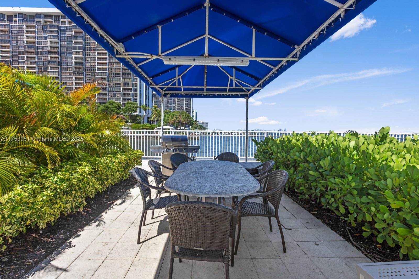 2101 BRICKELL AV #1411, Miami FL 33129