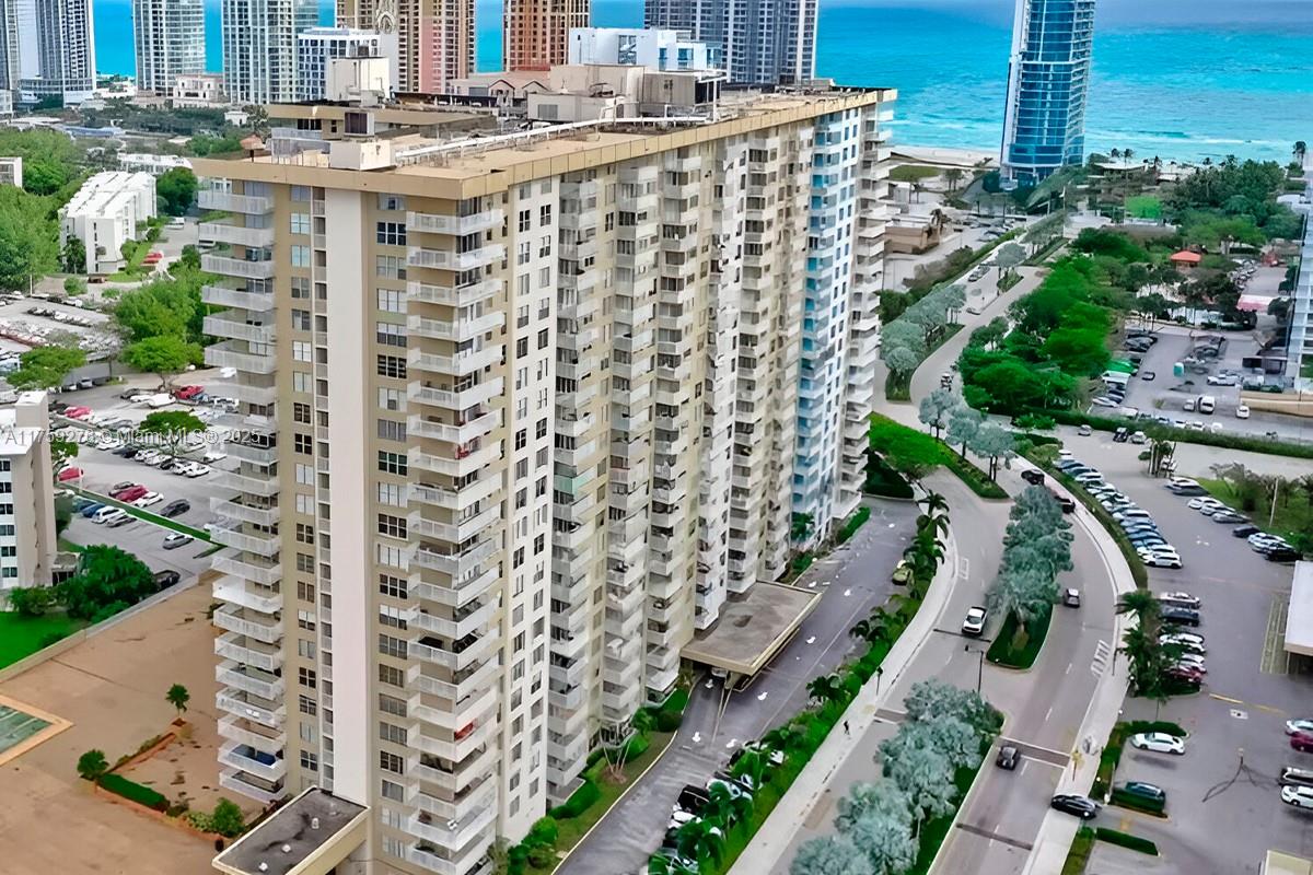 231 174th St #M18, Sunny Isles Beach, Florida image 25