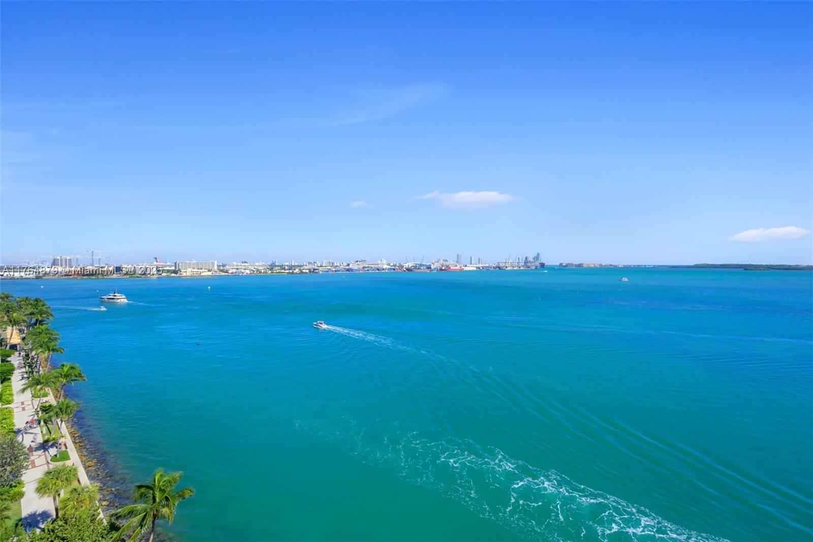 770 Claughton Island Dr #1215, Miami FL 33131