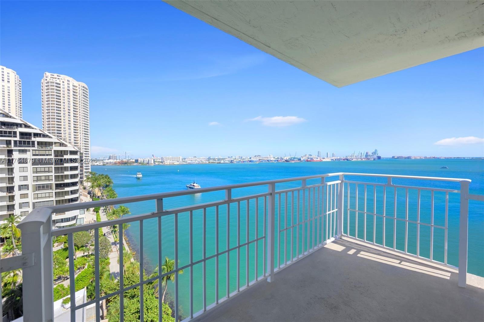 770 Claughton Island Dr #1215, Miami FL 33131