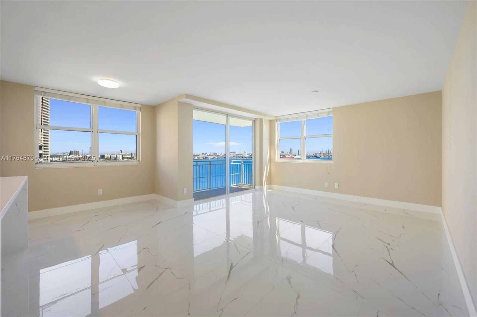 770 Claughton Island Dr #1215, Miami FL 33131