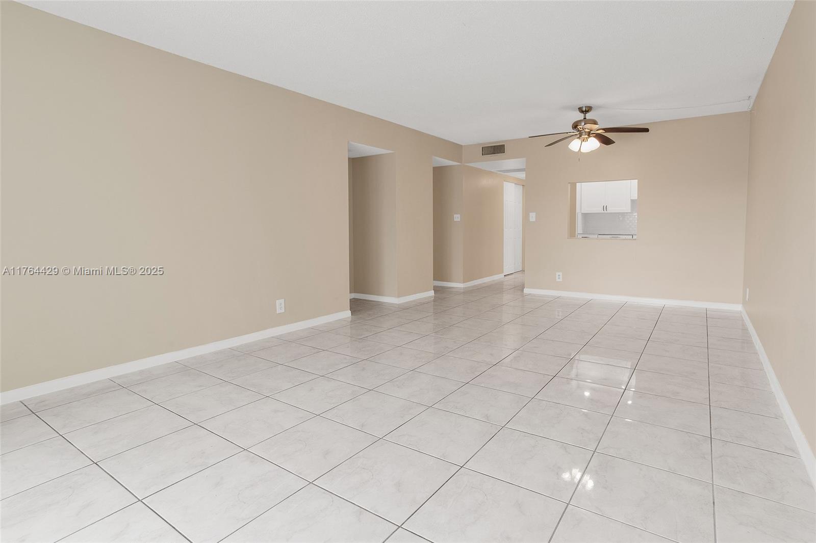 9370 SW 8th St #322, Boca Raton, Florida image 5