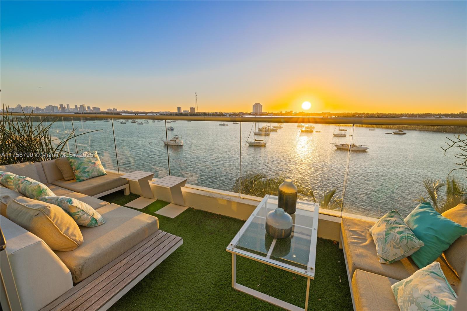 7934 West Drive #501, North Bay Village, Florida image 13