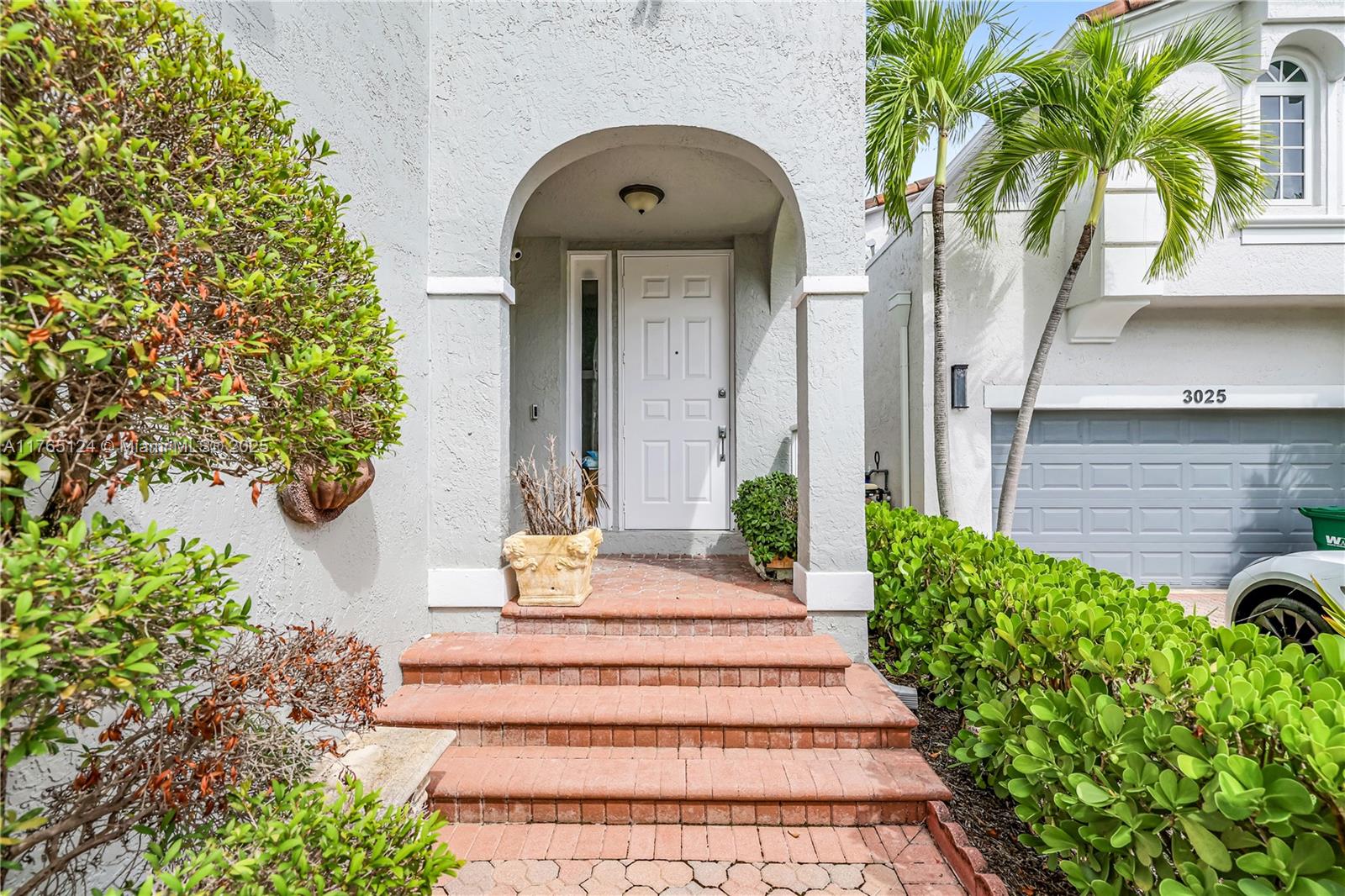 3015 NE 208th St, Aventura, Florida image 3