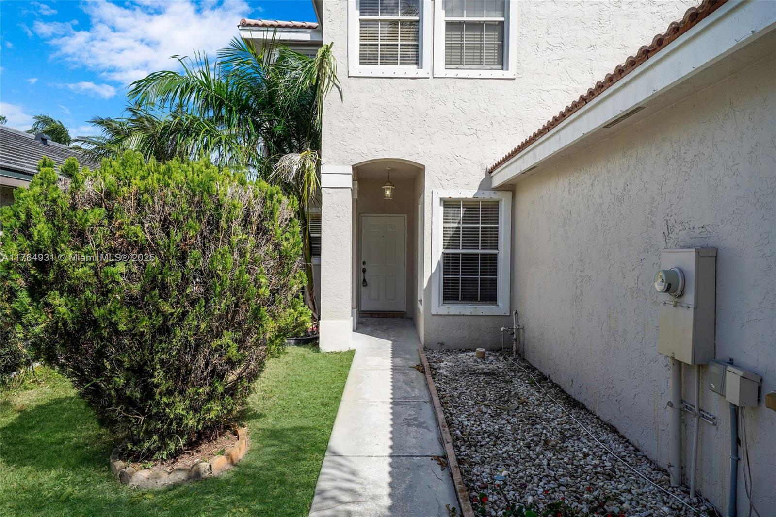 3027 SW 179th Ave, Miramar, Florida image 3