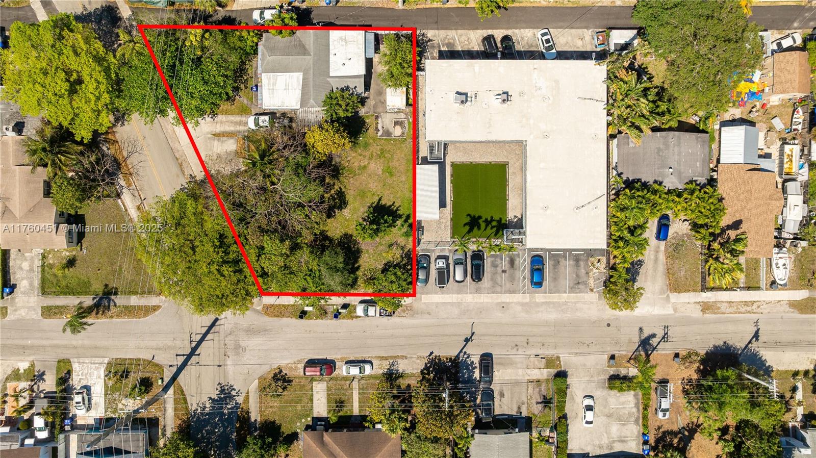 1309 N 24th Ave  For Sale A11760451, FL