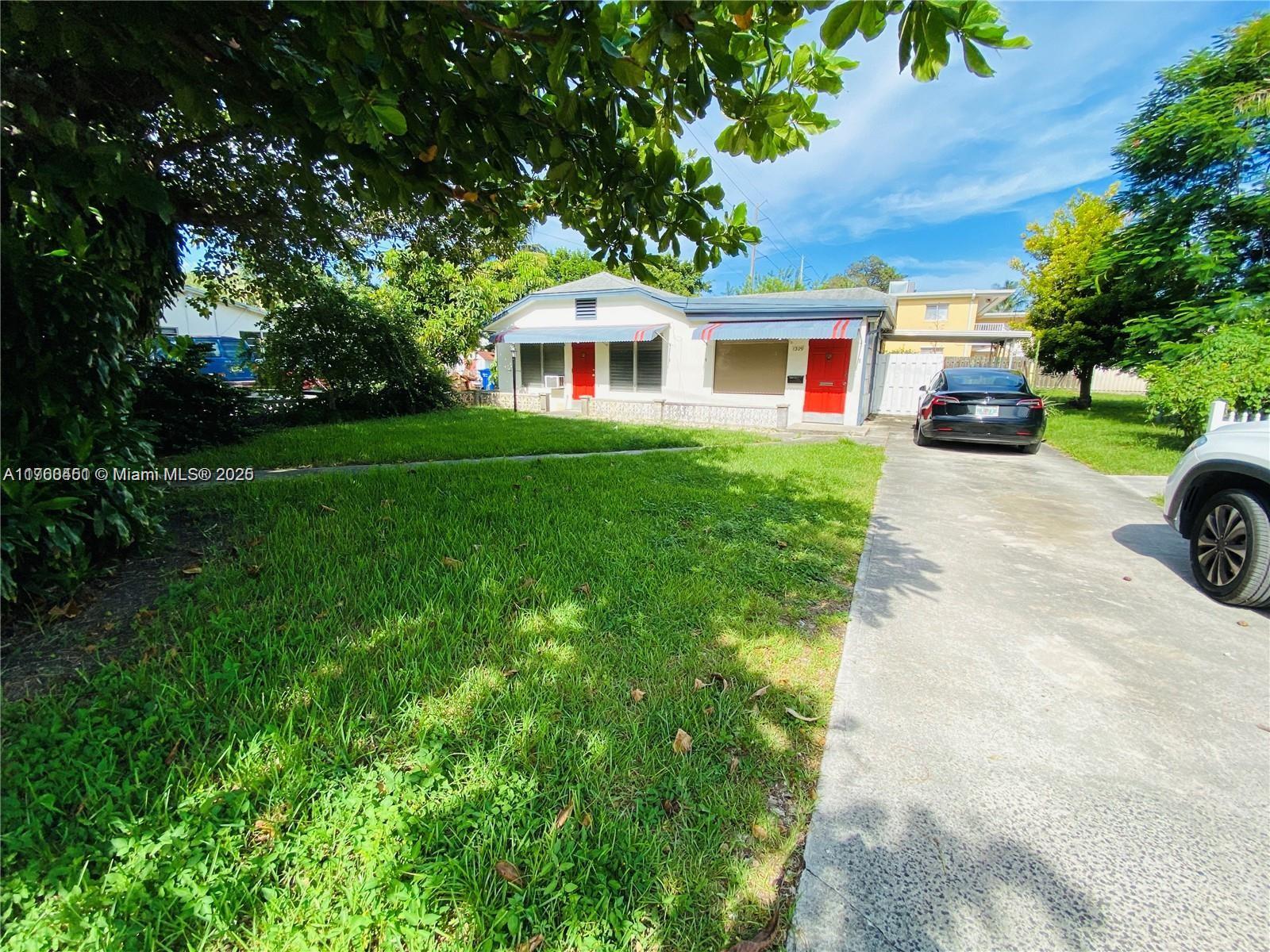 1309 N 24th Ave, Hollywood, Florida image 15