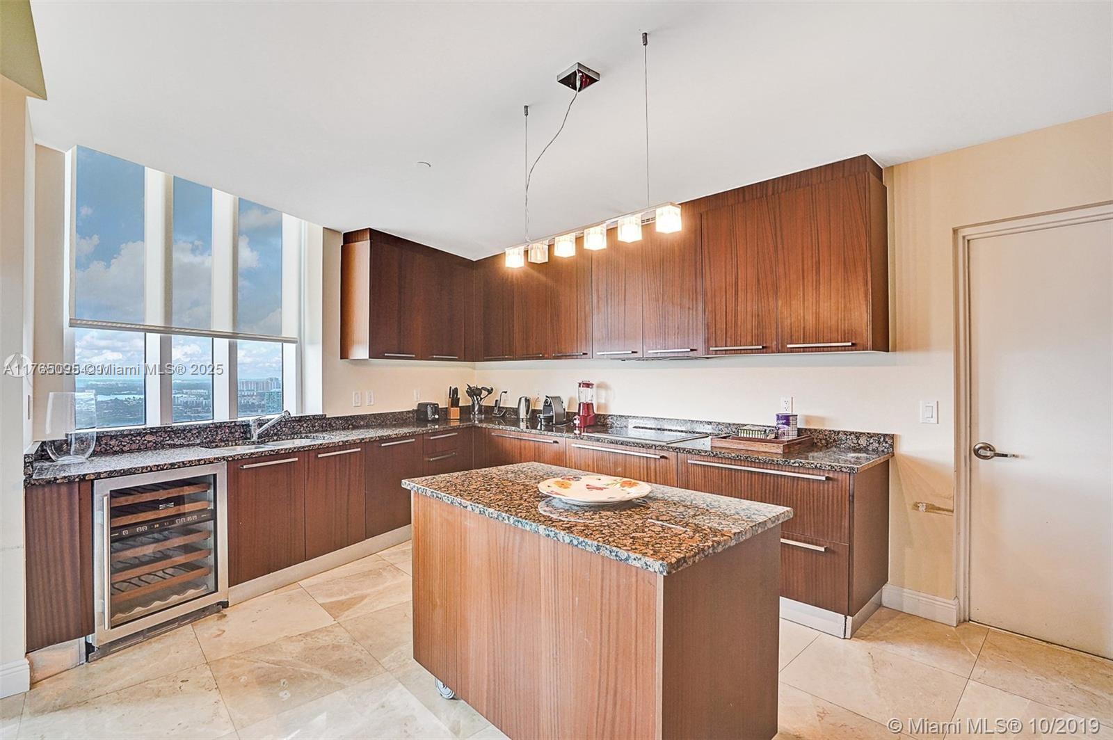 15811 COLLINS #4206, Sunny Isles Beach FL 33160