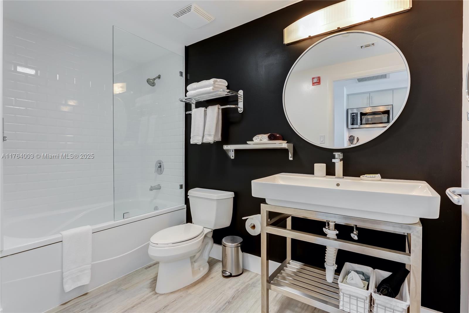 2889 Mcfarlane Rd #1510, Coconut Grove, Florida image 2