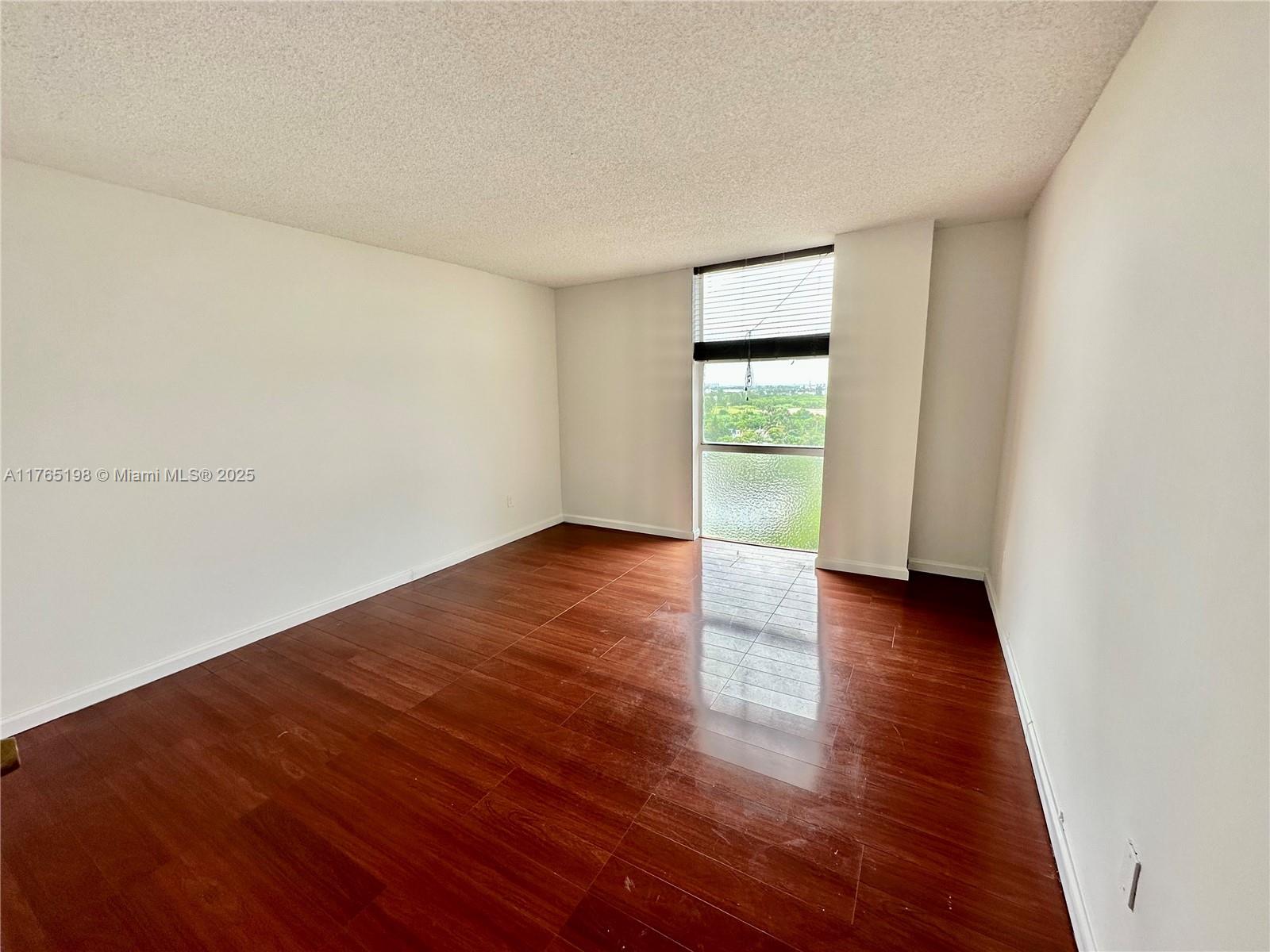 2350 NE 135th St #1101, North Miami, Florida image 8