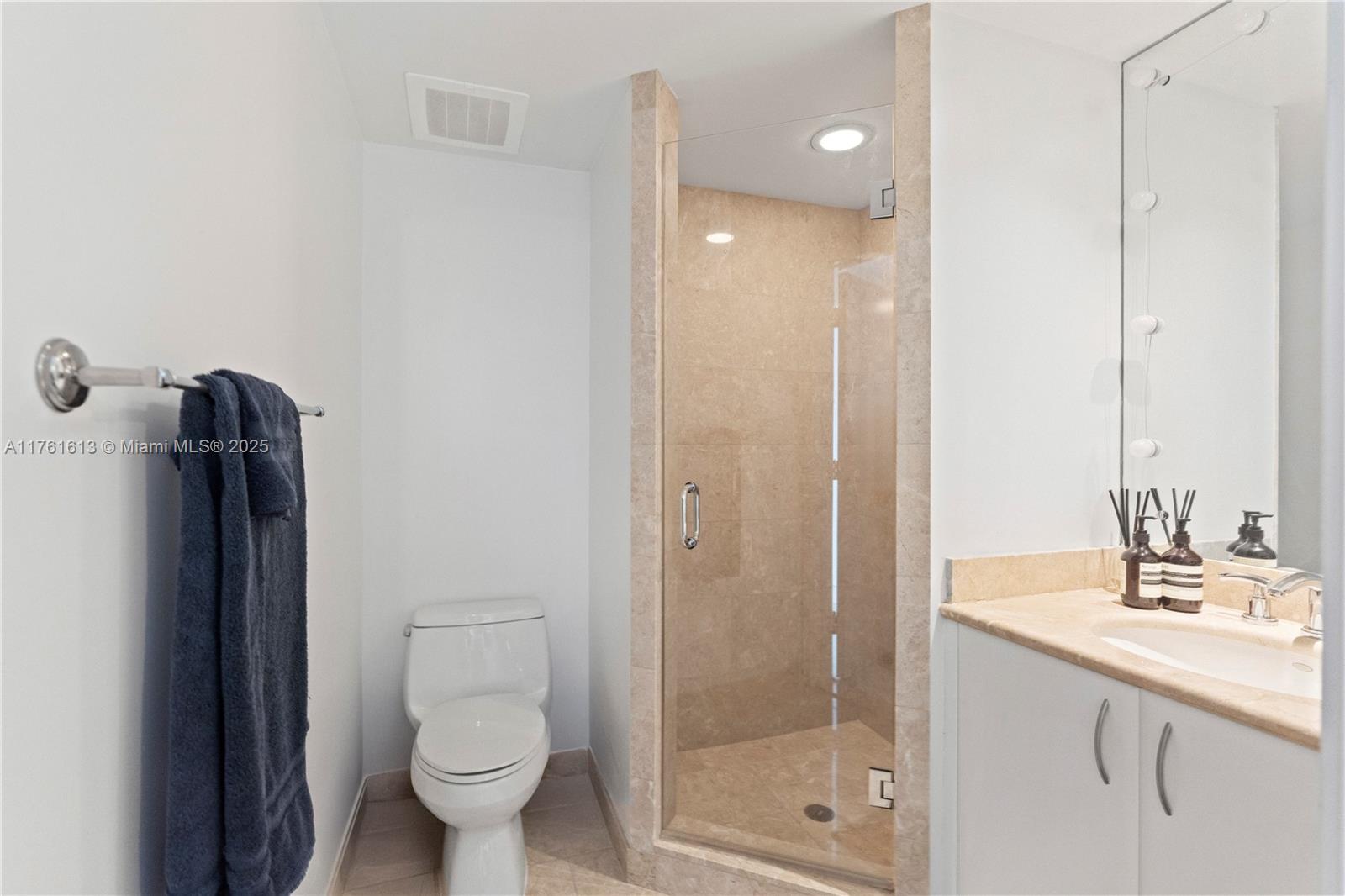 1331 Brickell Bay Dr #4409, Miami FL 33131
