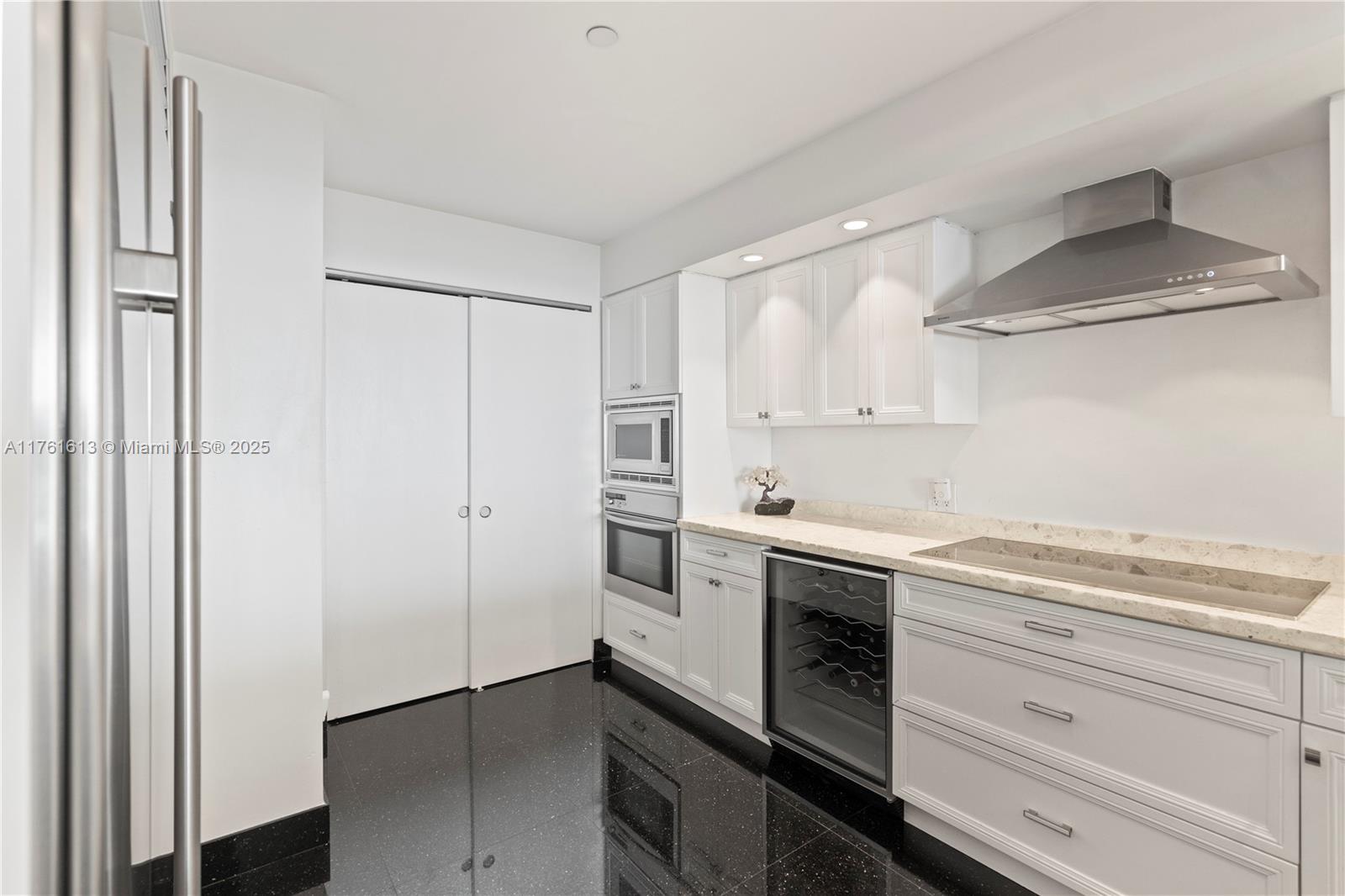 1331 Brickell Bay Dr #4409, Miami FL 33131