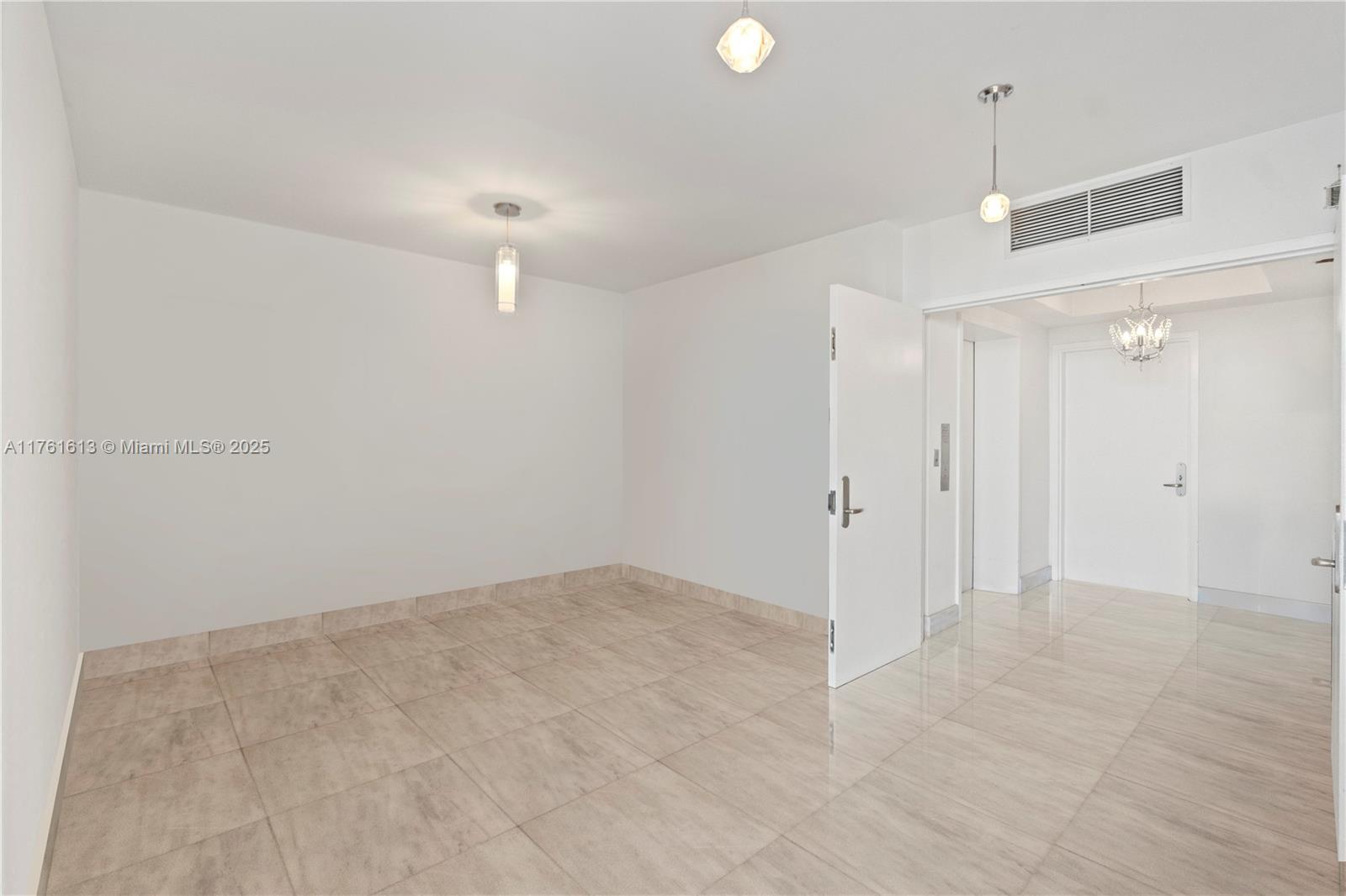 1331 Brickell Bay Dr #4409, Miami FL 33131