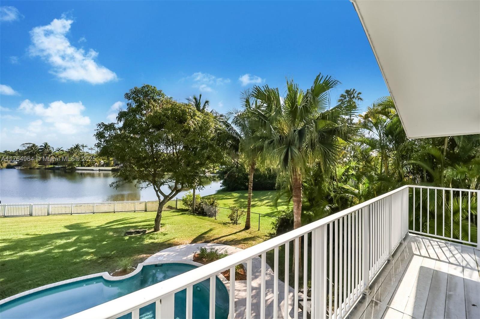 13575 SW 72nd Ave, Pinecrest, Florida image 3