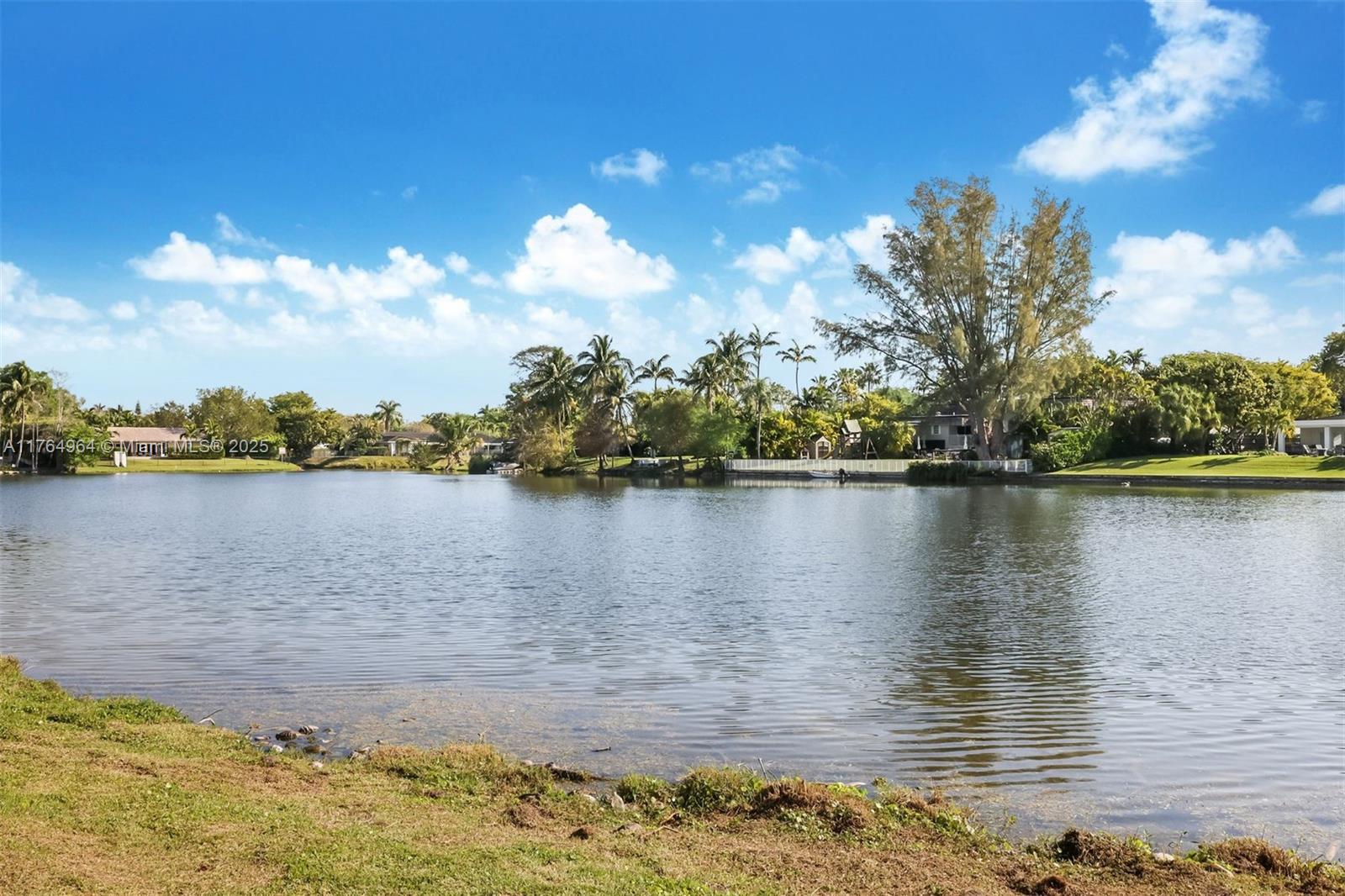 13575 SW 72nd Ave, Pinecrest, Florida image 32