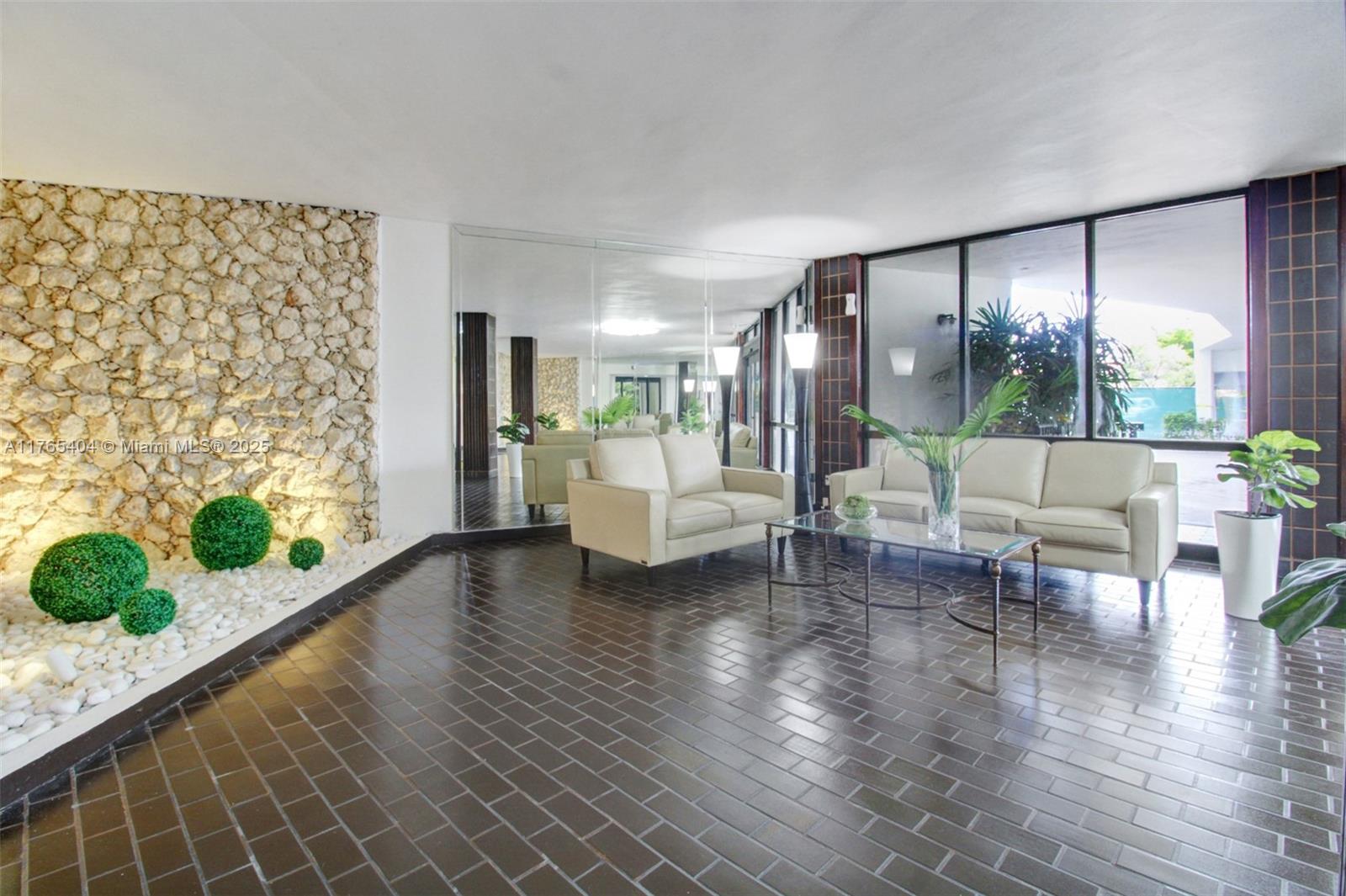 Listing Photo 23
