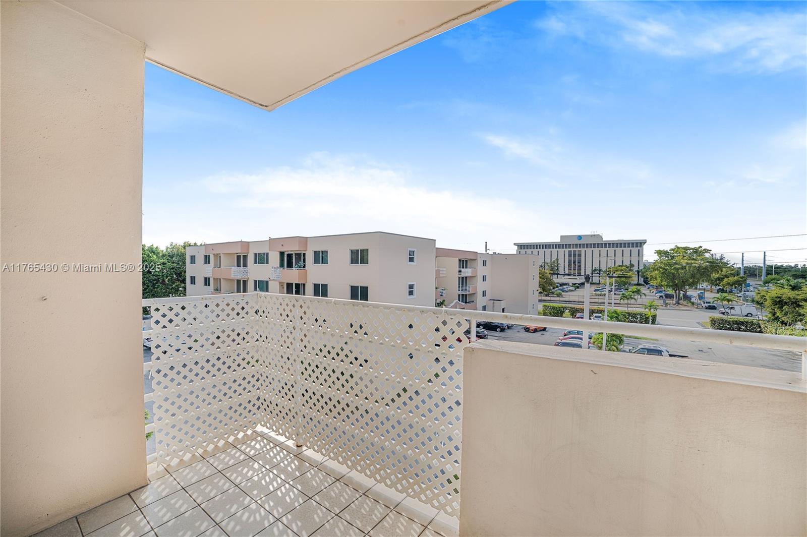 Listing Photo 21