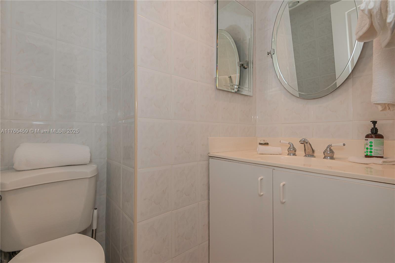 10185 Collins Ave #212, Bal Harbour, Florida image 8
