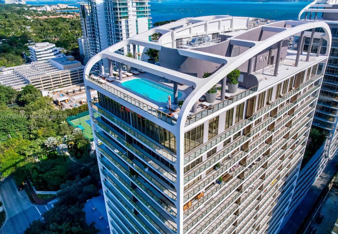 2678 Tigertail #1009, Miami, Florida image 2