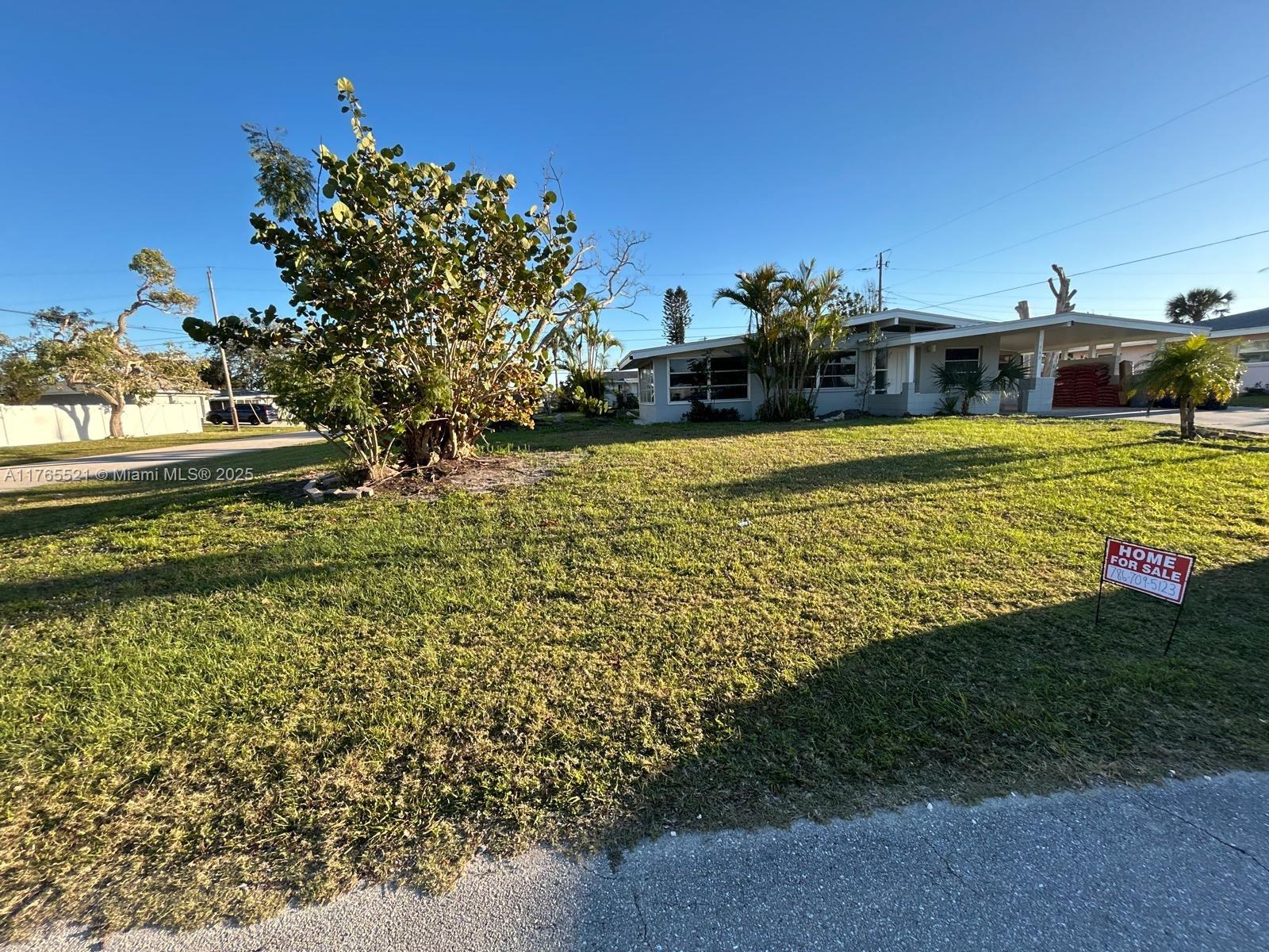 Residential, Venice, Florida image 35