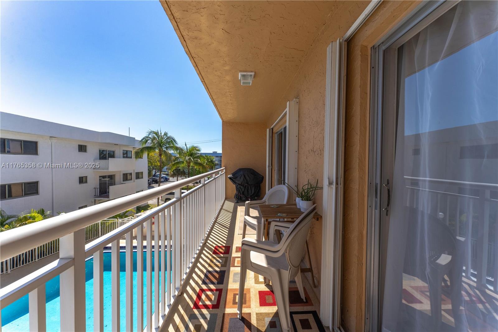 17051 NE 35th Ave #206, North Miami Beach, Florida image 3