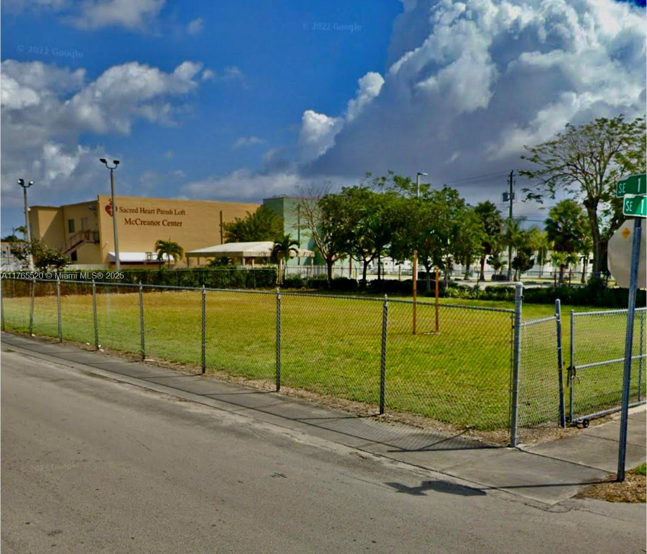 97 SE 1st Rd, Homestead, Florida image 2