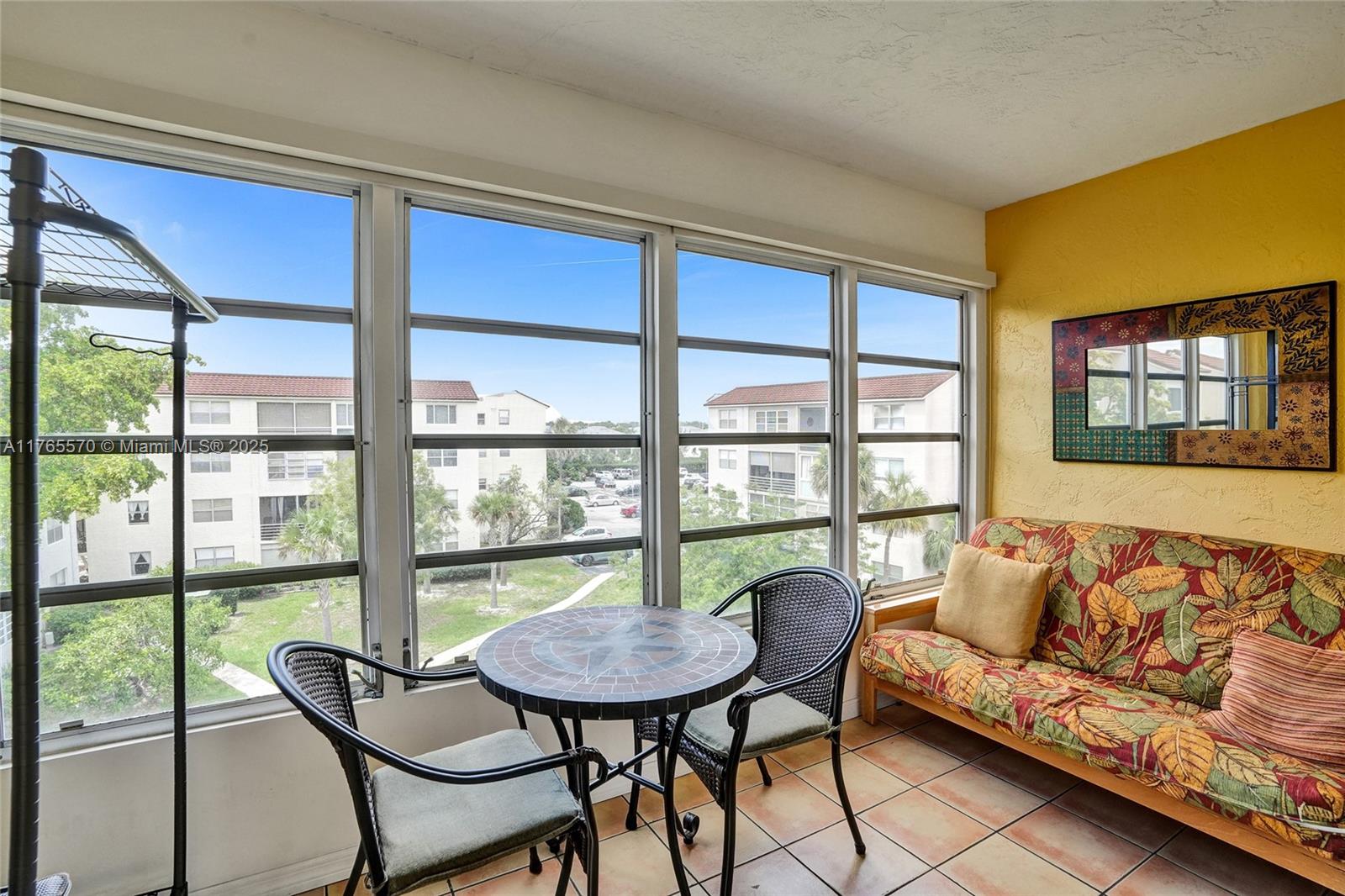 2811 Somerset Dr #405, Lauderdale Lakes, Florida image 22