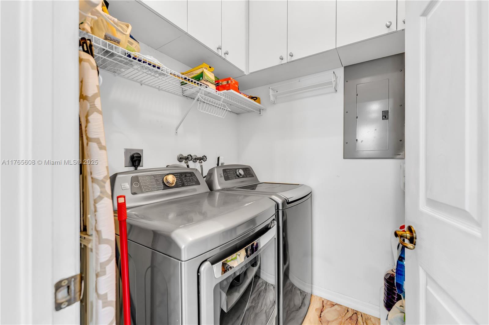 15963 SW 97th Ter, Miami, Florida image 30