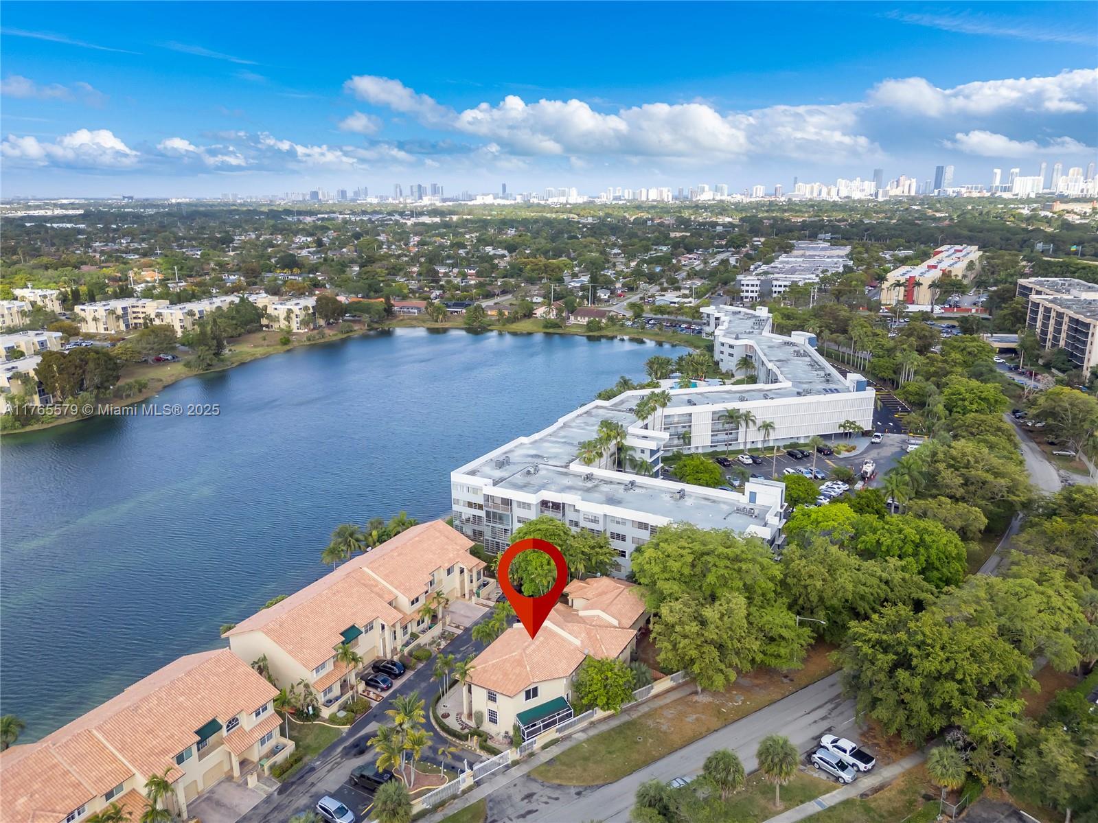 789 NE 195th St, Miami, Florida image 26