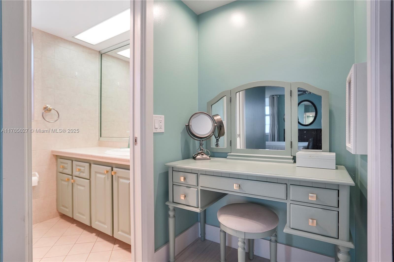 3520 Oaks Way #810, Pompano Beach, Florida image 16