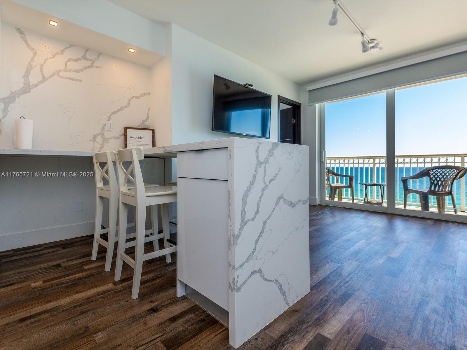 19201 Collins Ave #716, Sunny Isles Beach, Florida image 1