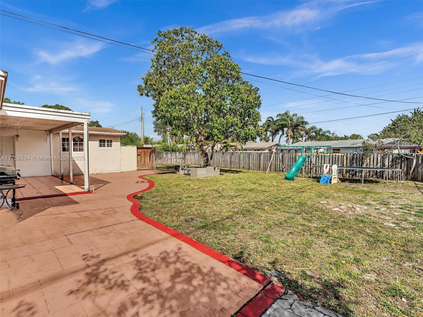 Listing Photo 23