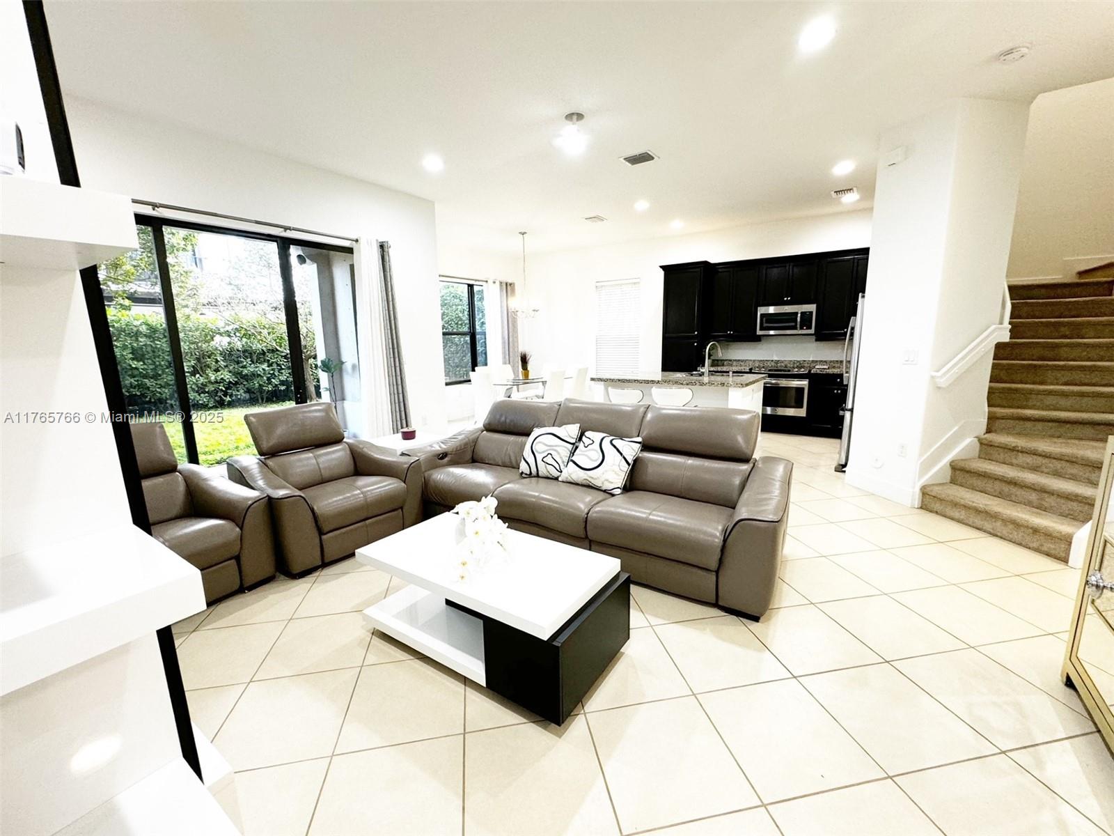 Property photo # 3